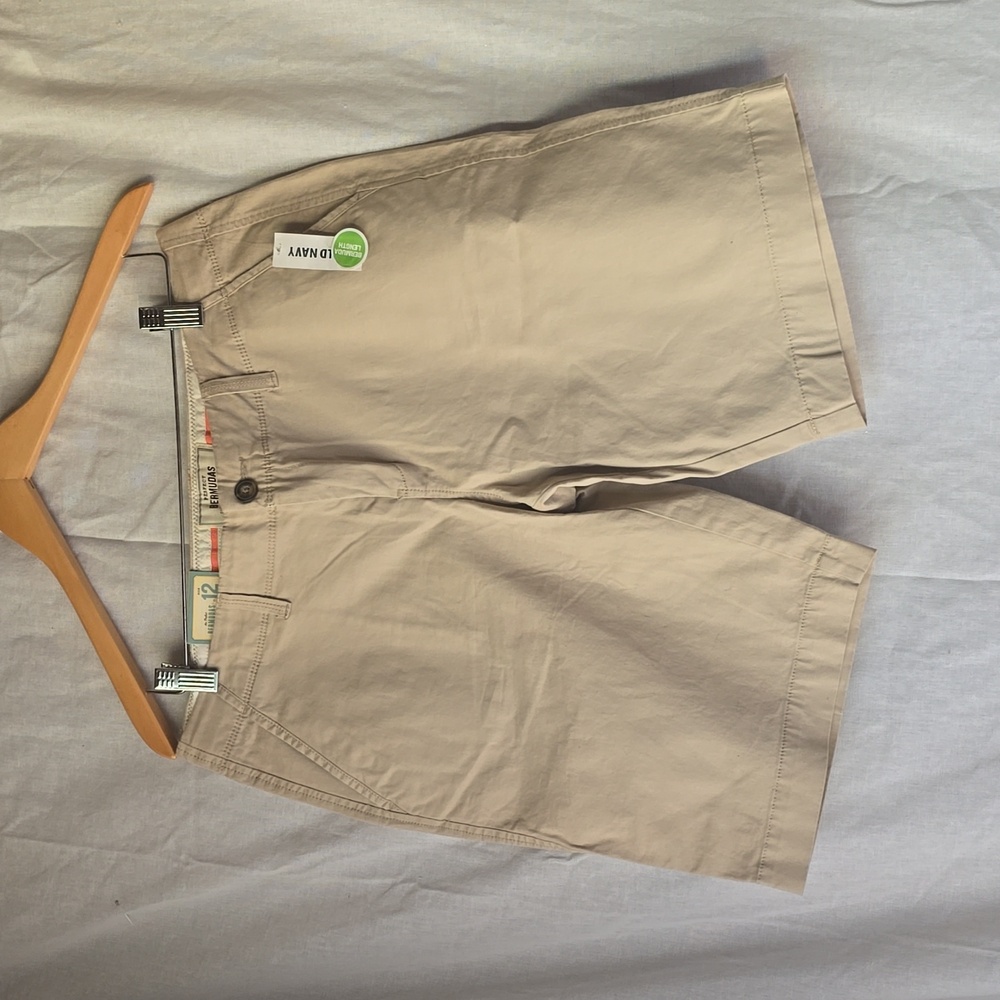 Old navy shorts size 12